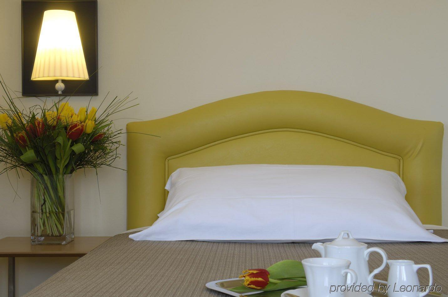 Hotel Masini Forlì Szoba fotó