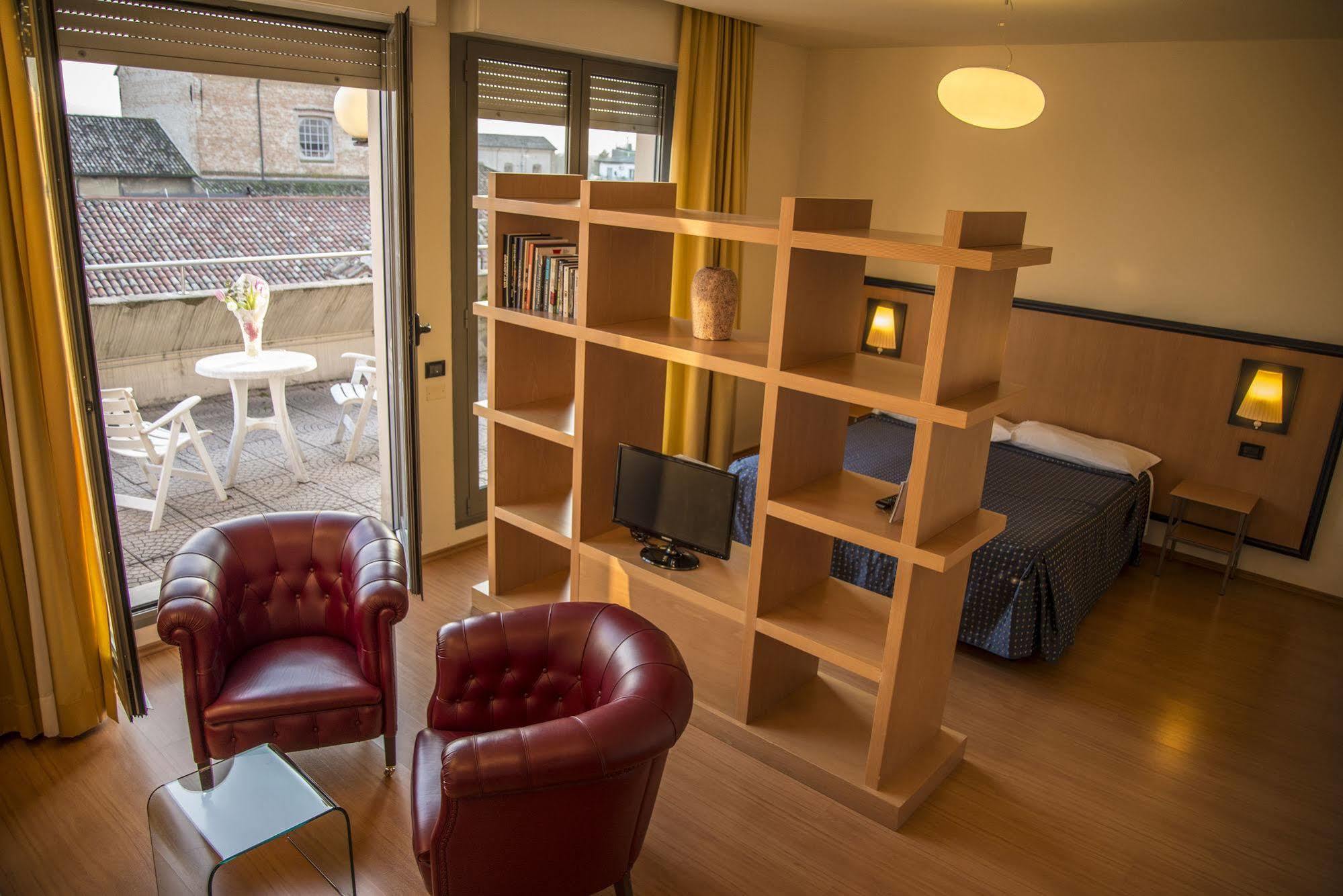 Hotel Masini Forlì Kültér fotó